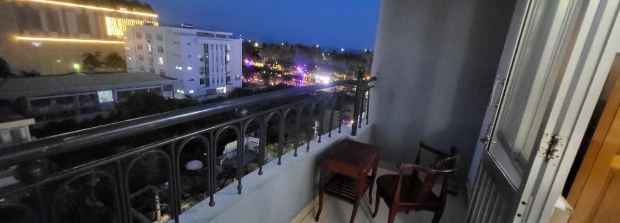 Tue Tinh Ξενοδοχείο Να Τρανγκ Εξωτερικό φωτογραφία